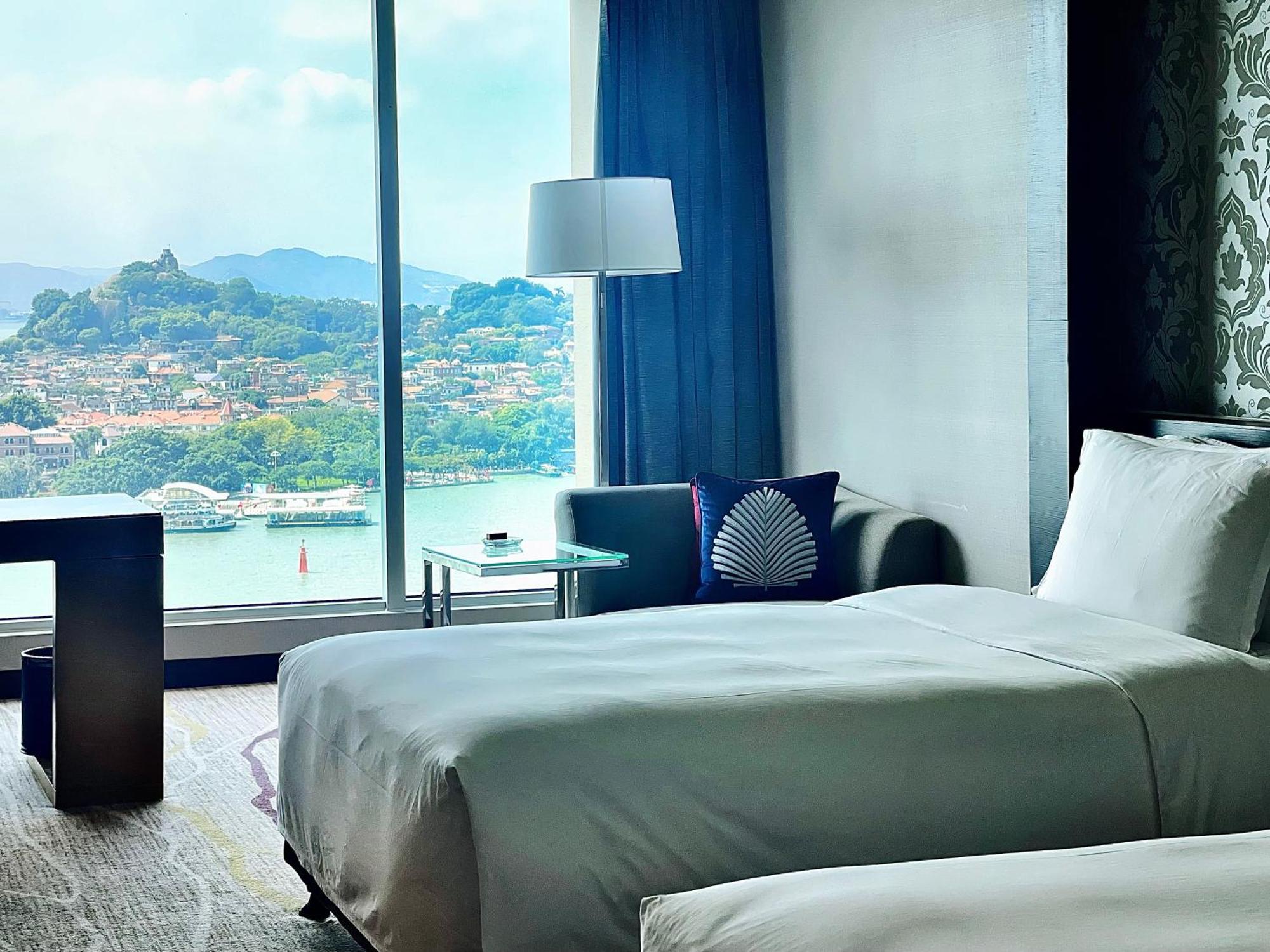 Swiss Grand Xiamen-Harbour View Hotel Exterior photo