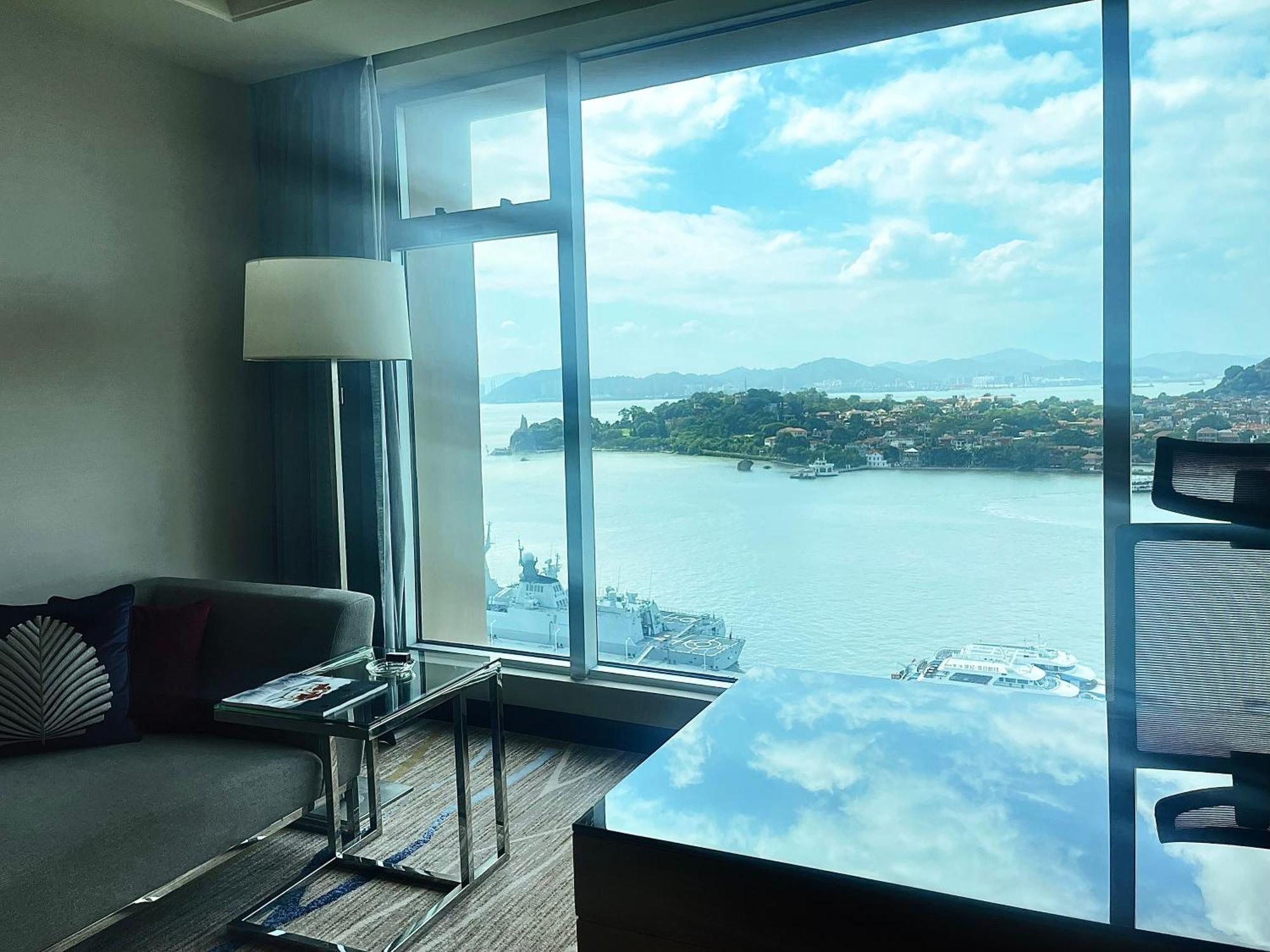 Swiss Grand Xiamen-Harbour View Hotel Exterior photo