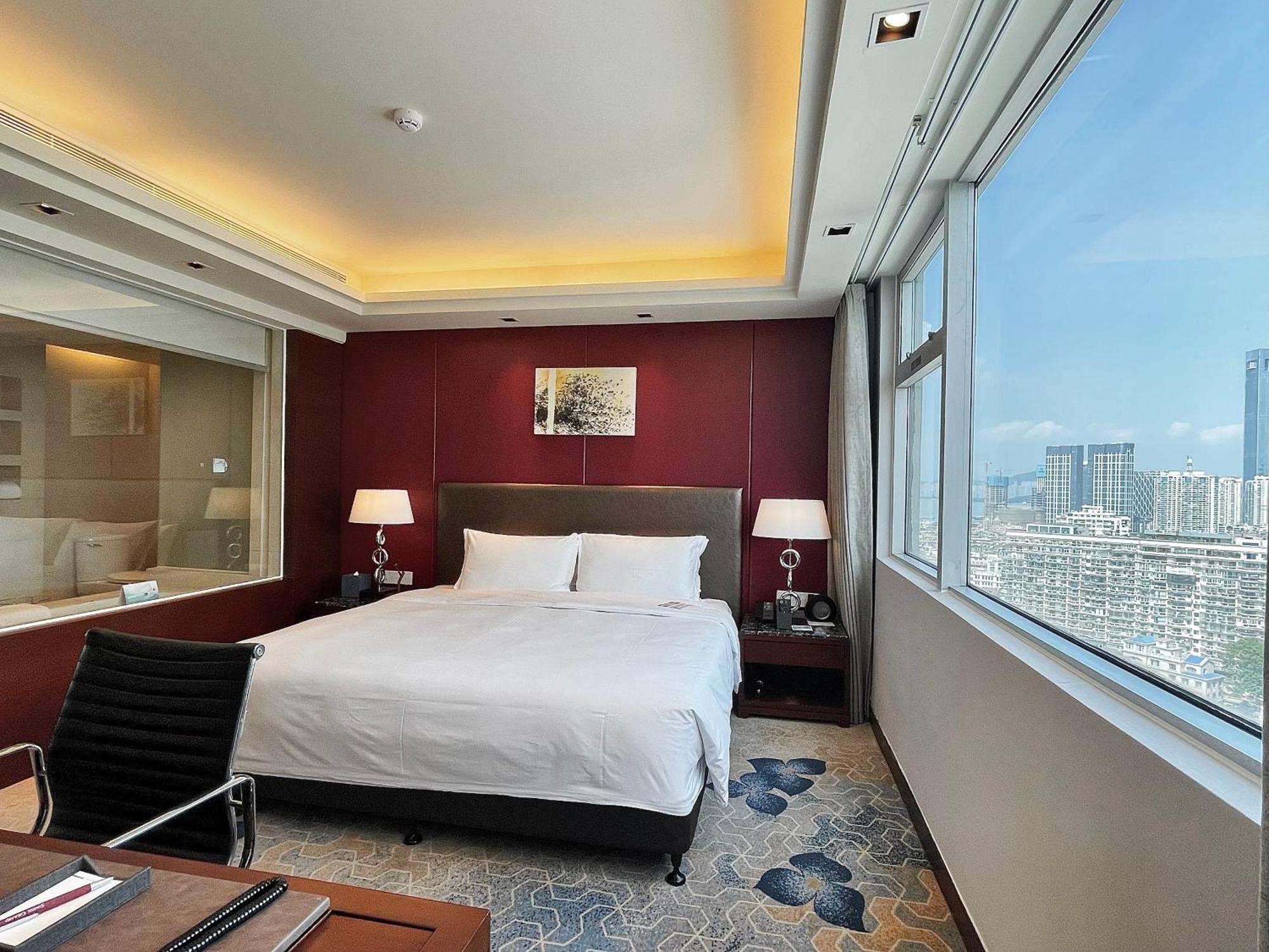 Swiss Grand Xiamen-Harbour View Hotel Exterior photo