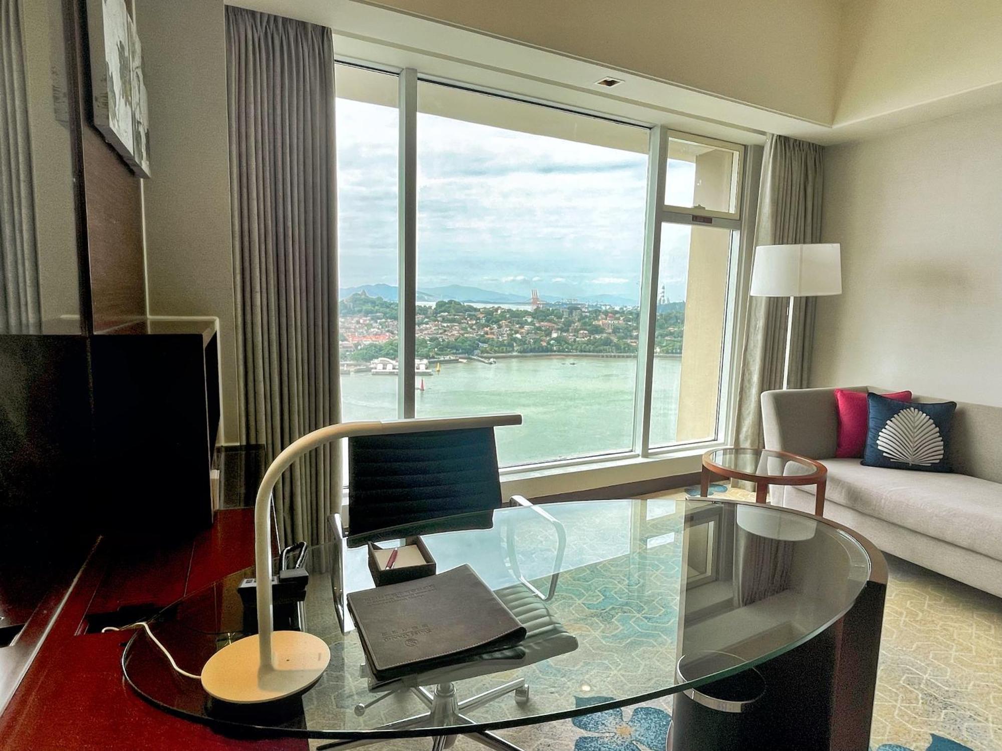Swiss Grand Xiamen-Harbour View Hotel Exterior photo