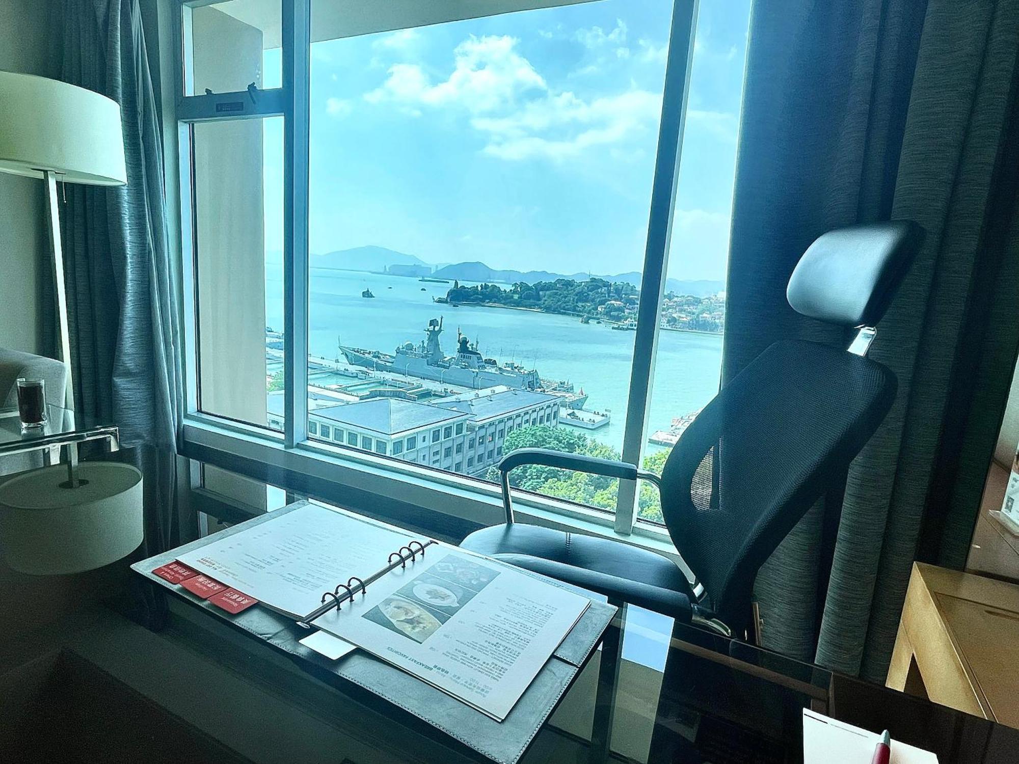 Swiss Grand Xiamen-Harbour View Hotel Exterior photo