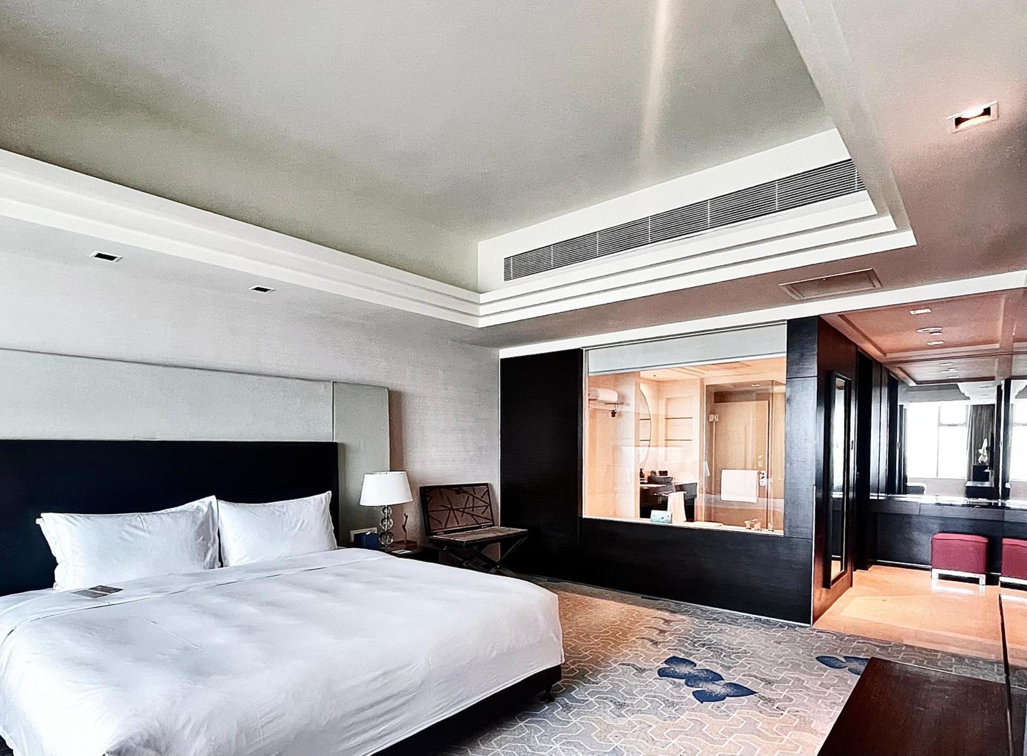 Swiss Grand Xiamen-Harbour View Hotel Exterior photo