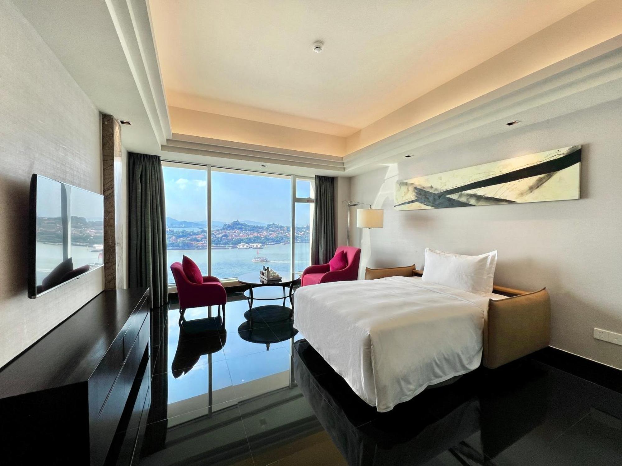 Swiss Grand Xiamen-Harbour View Hotel Exterior photo